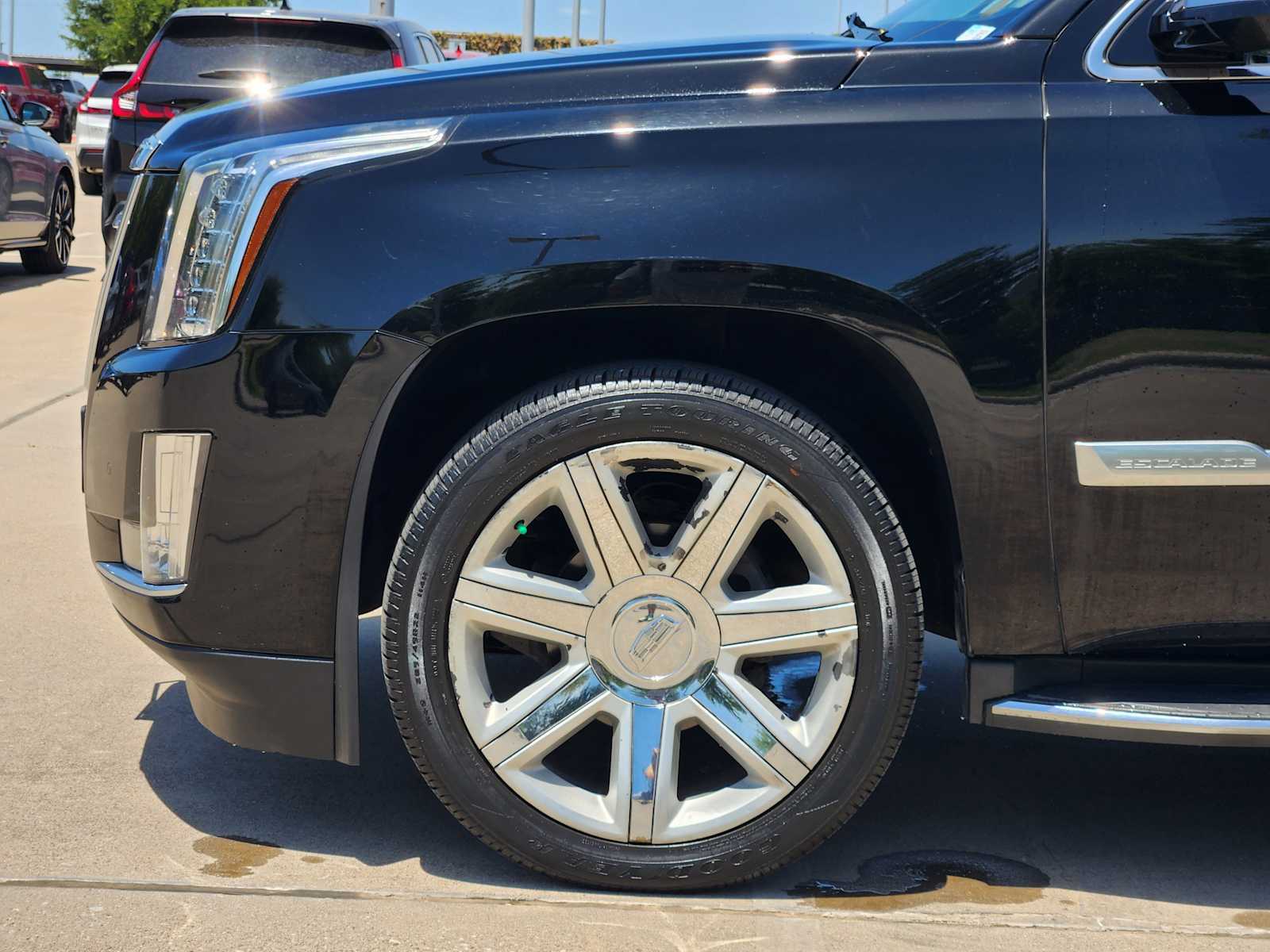 Thumbnail: 2016 Cadillac Escalade - 8