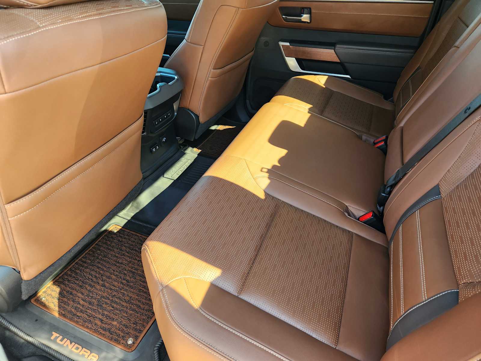 Thumbnail: 2022 Toyota Tundra - 12