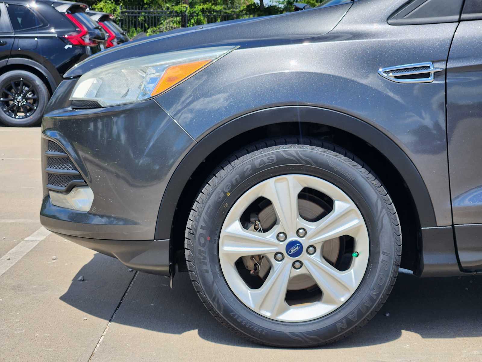 Thumbnail: 2015 Ford Escape - 8