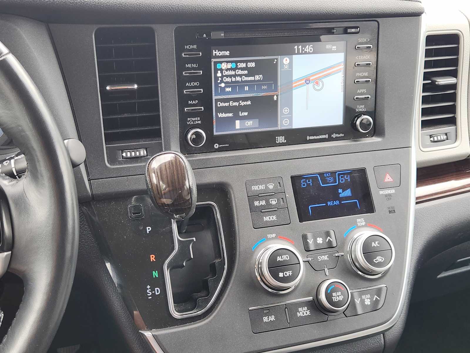 Thumbnail: 2019 Toyota Sienna - 17