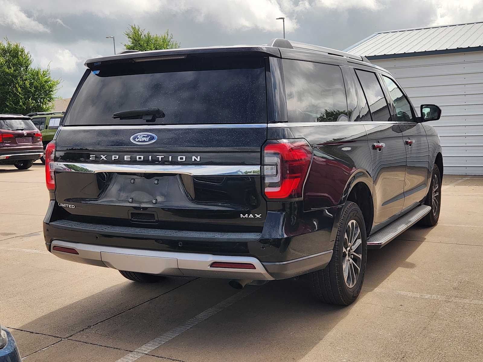 Thumbnail: 2022 Ford Expedition MAX - 4