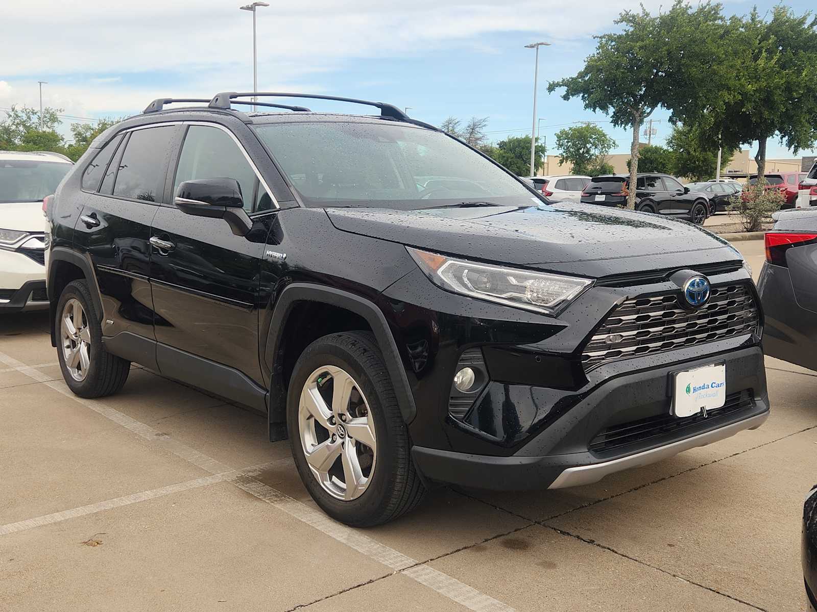 2020 Toyota RAV4 Hybrid Limited photo 3