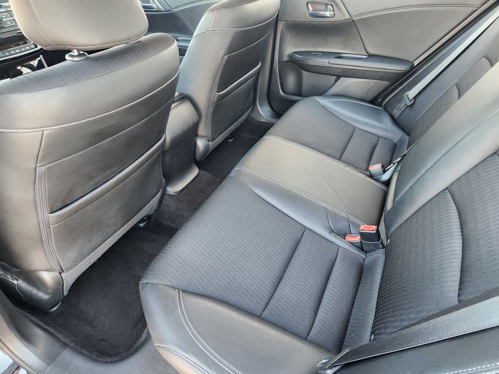 Thumbnail: 2016 Honda Accord - 12