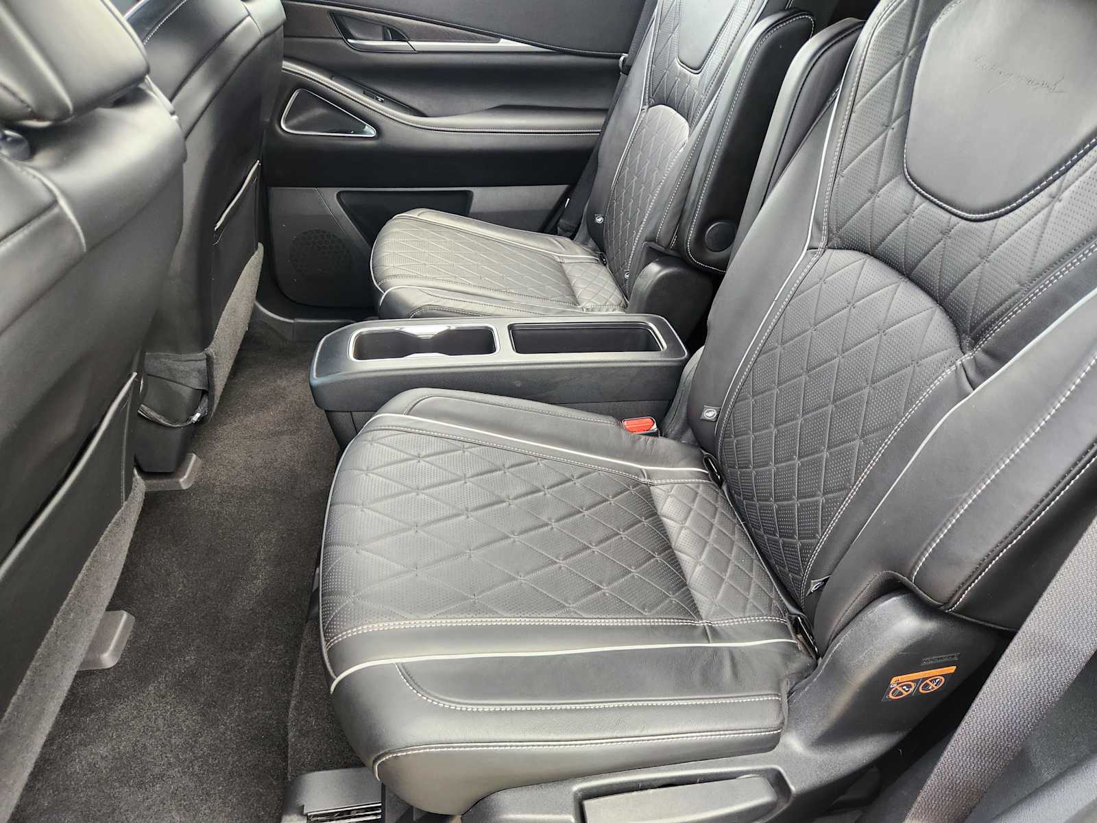 Thumbnail: 2022 INFINITI QX60 - 13