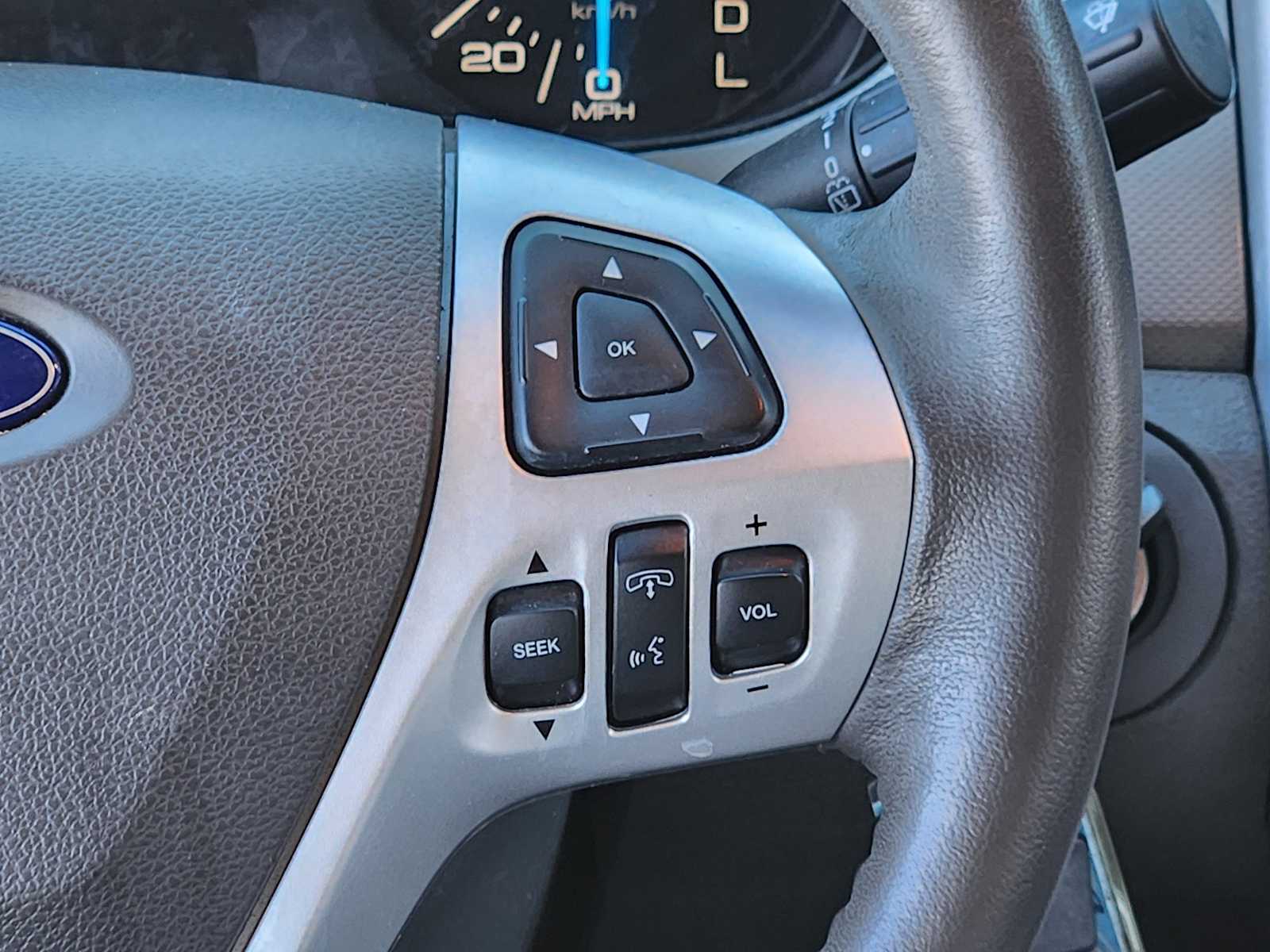 Thumbnail: 2014 Ford Edge - 31