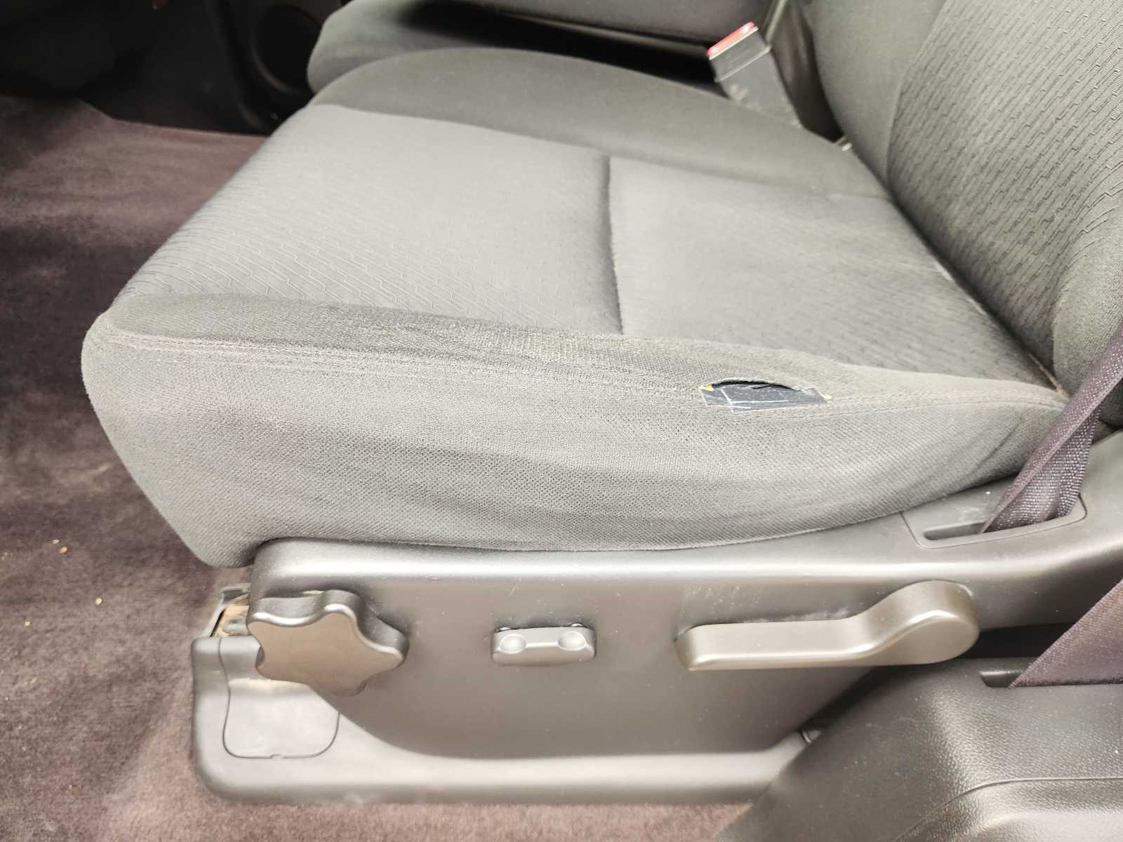 Thumbnail: 2012 Chevrolet Silverado 1500 - 32