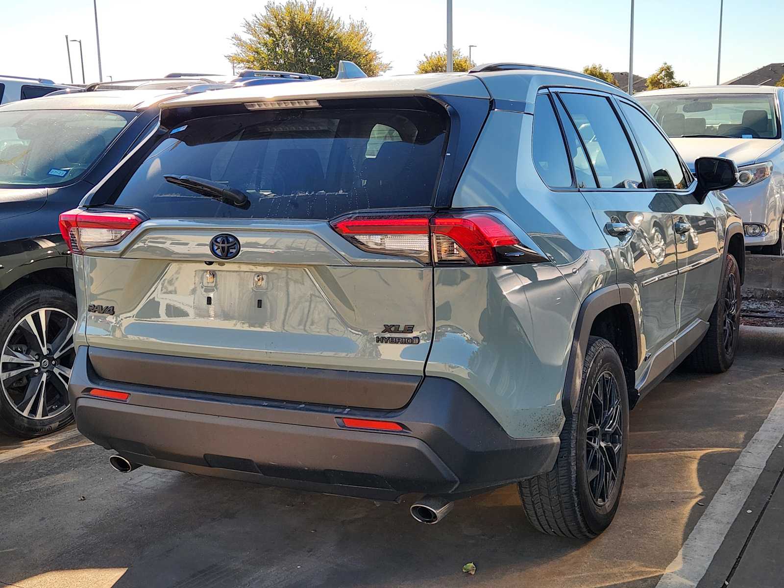 Thumbnail: 2023 Toyota RAV4 - 4