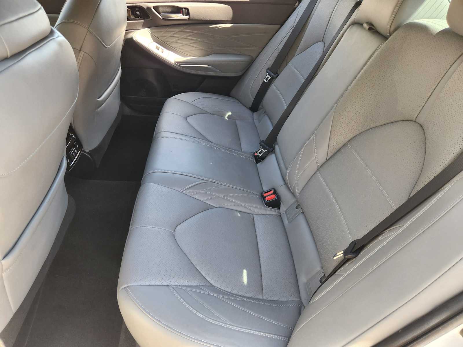 Thumbnail: 2020 Toyota Avalon - 13