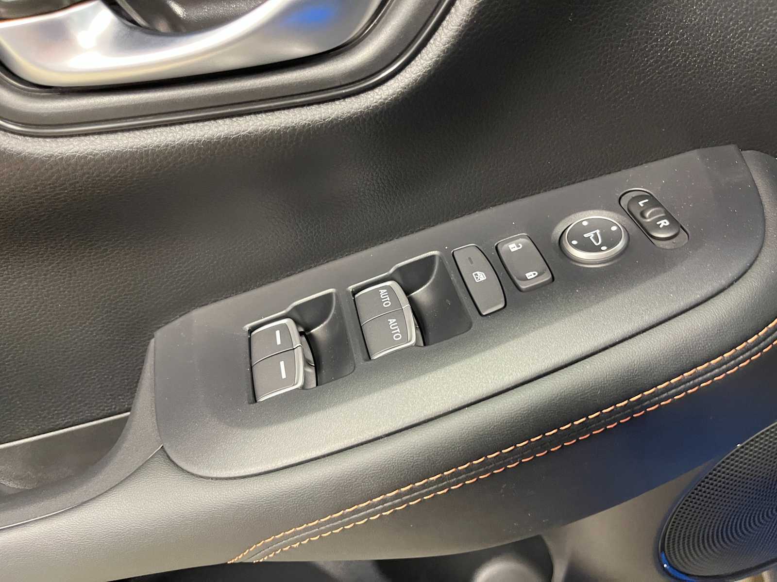 Thumbnail: 2027 Honda HR-V - 14