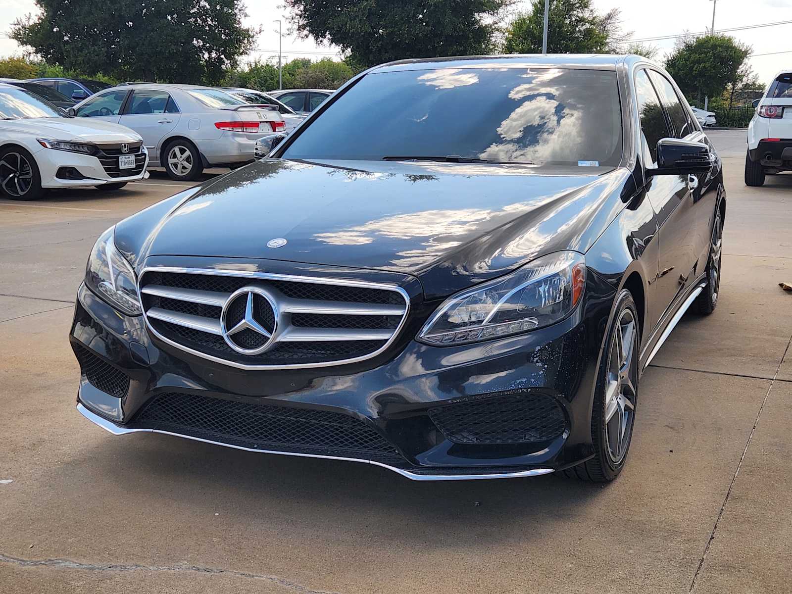 Thumbnail: 2014 Mercedes-Benz E-Class - 1