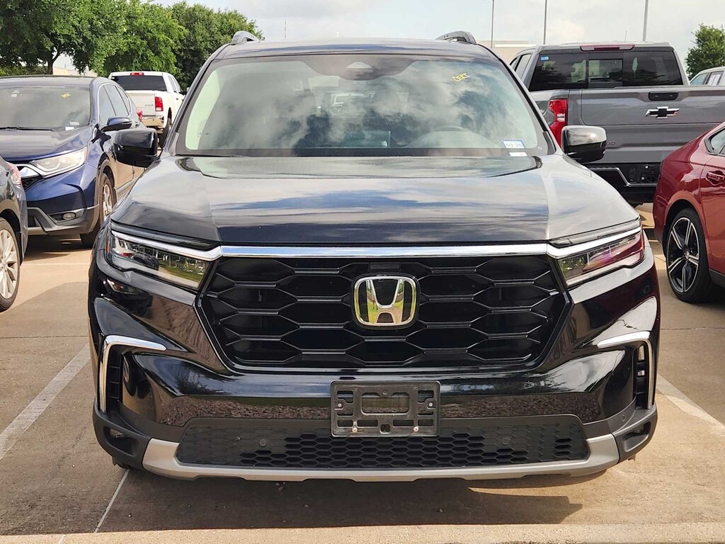 Used 2024 Honda Pilot Touring SUV