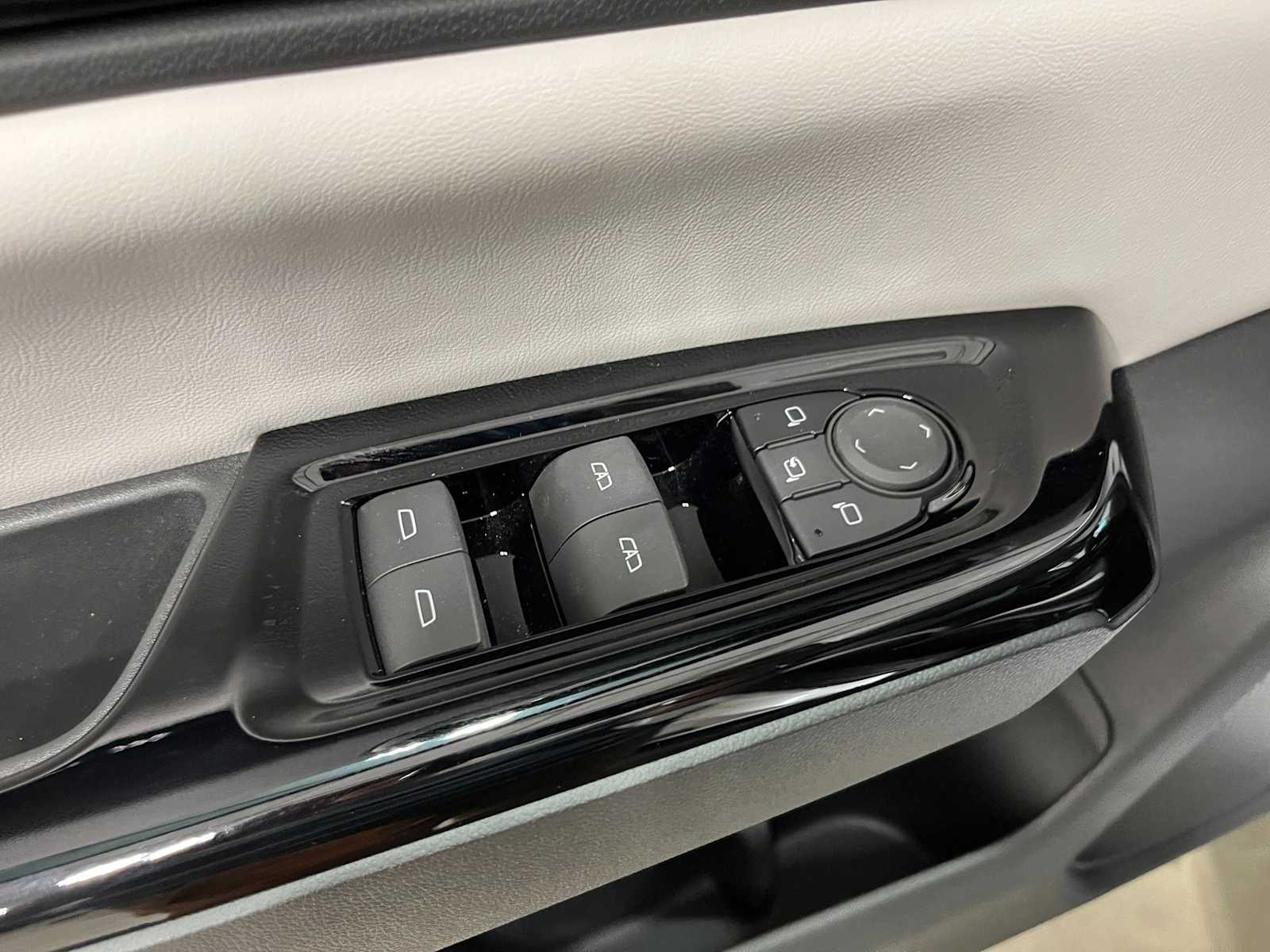 Thumbnail: 2025 Honda Prologue - 14