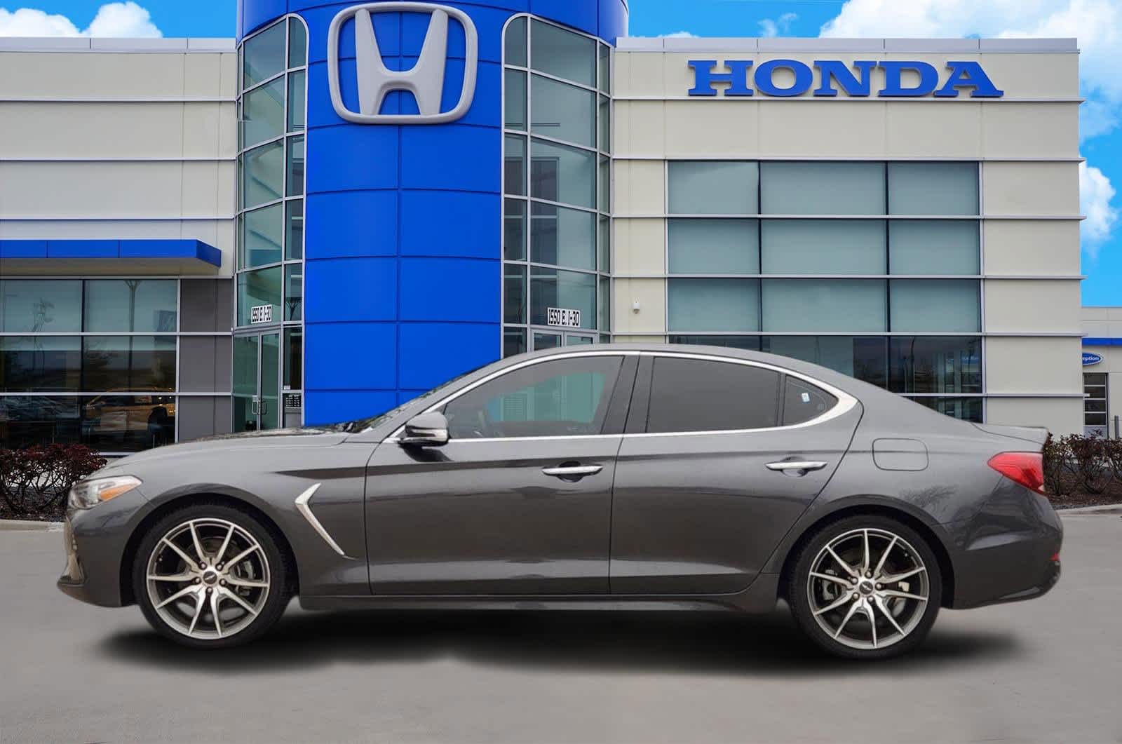 Thumbnail: 2021 Genesis G70 - 3