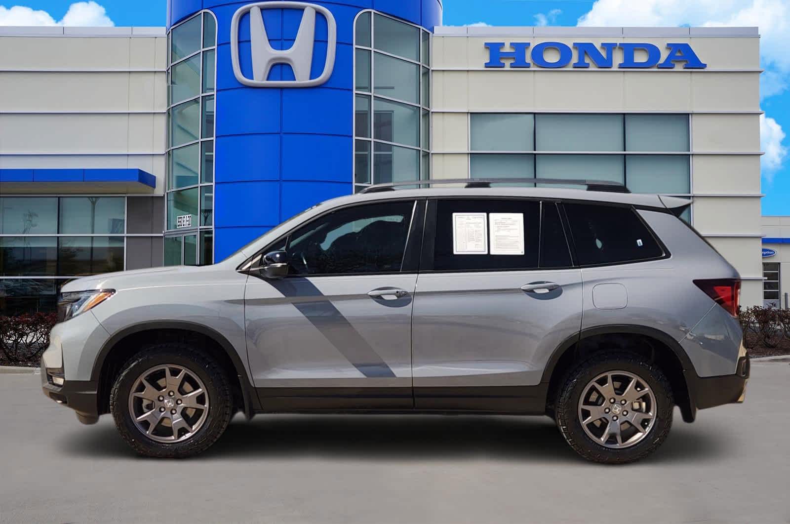 Thumbnail: 2024 Honda Passport - 3