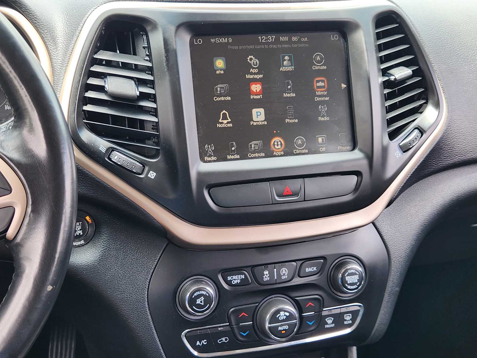 Thumbnail: 2015 Jeep Cherokee - 16