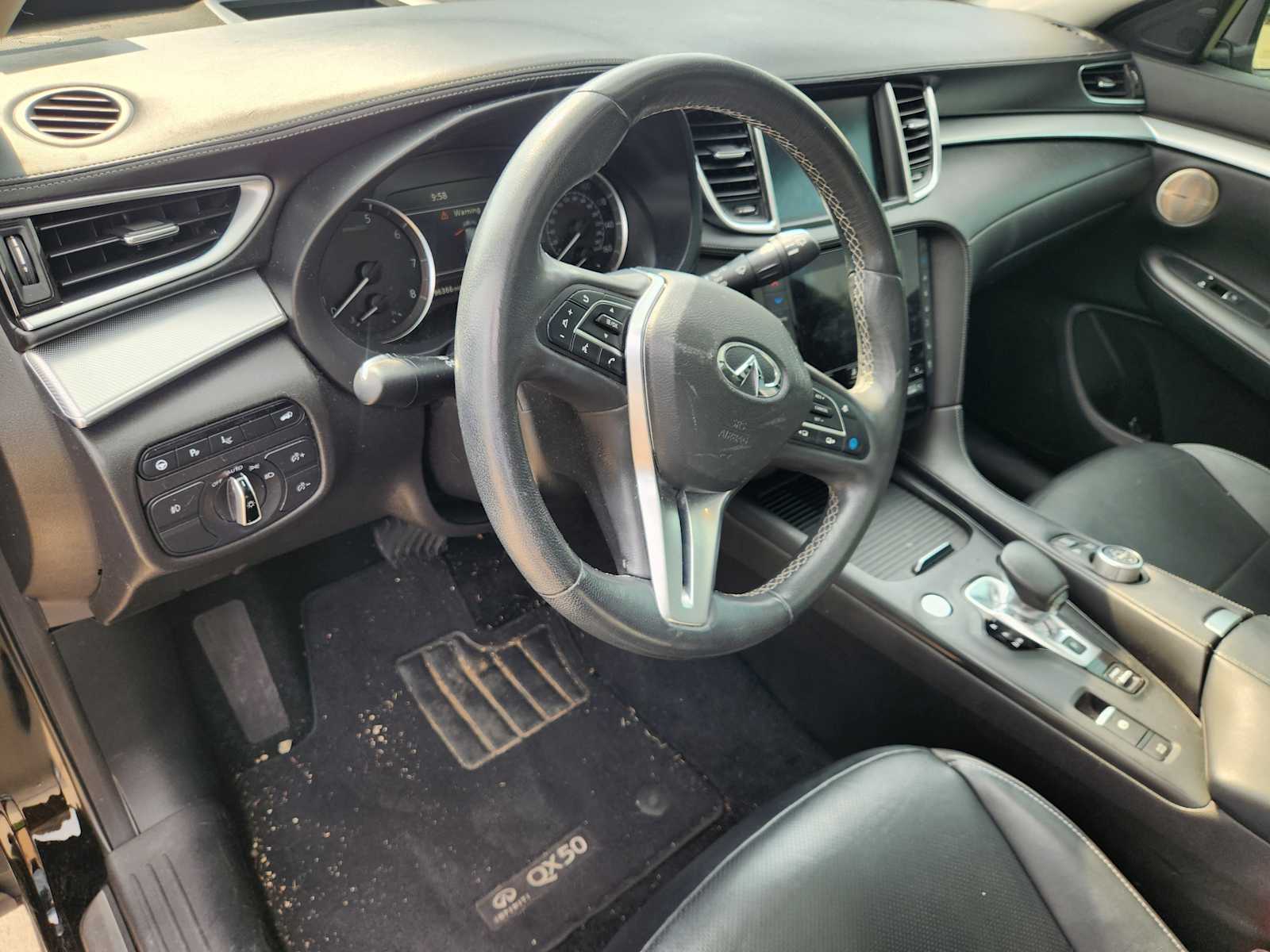 Thumbnail: 2020 INFINITI QX50 - 8