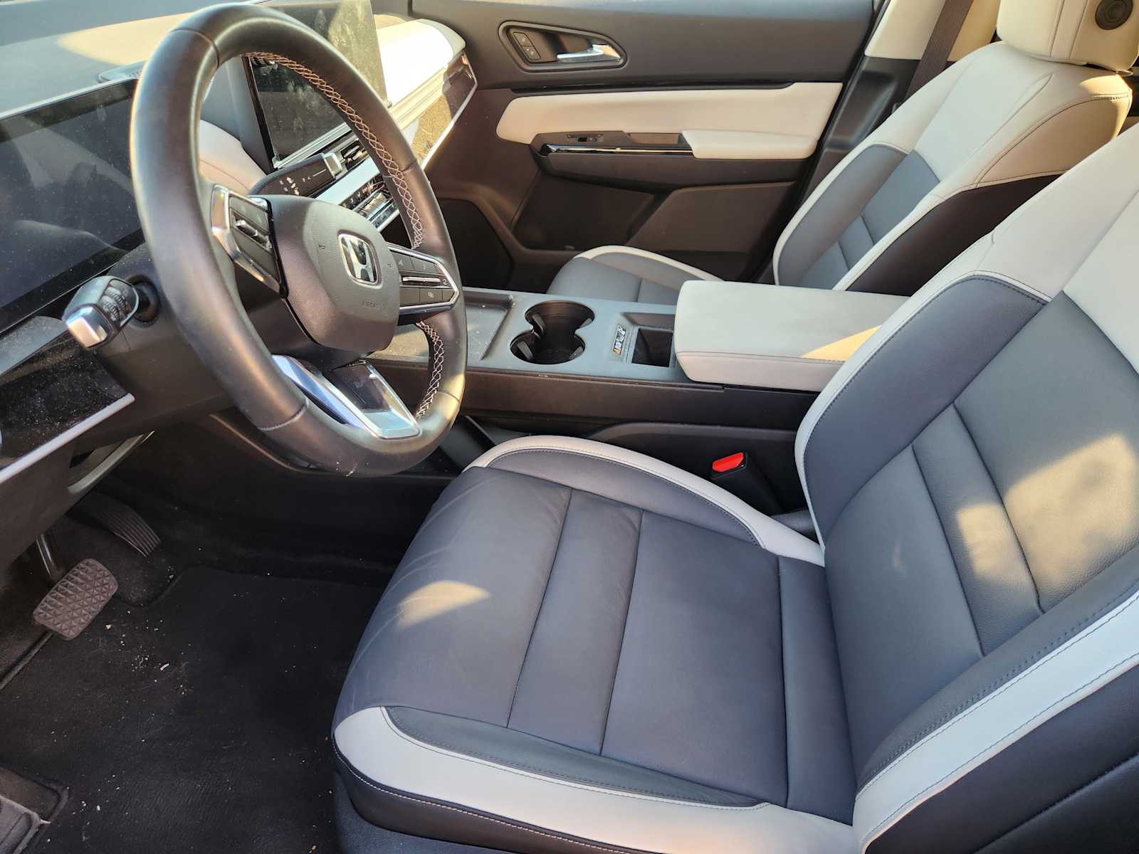 Thumbnail: 2025 Honda Prologue - 7