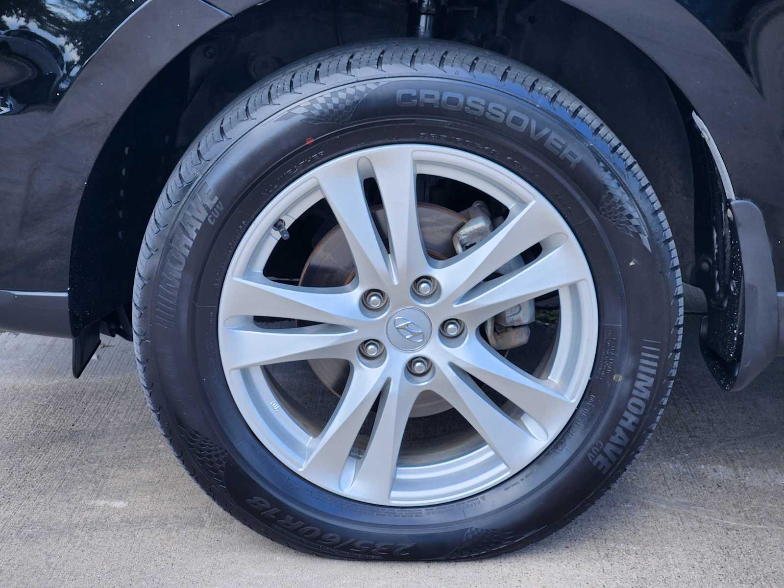 Thumbnail: 2010 Hyundai Santa Fe - 22