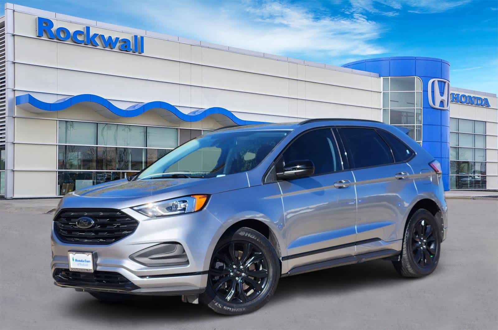 2022 Ford Edge SE's photo