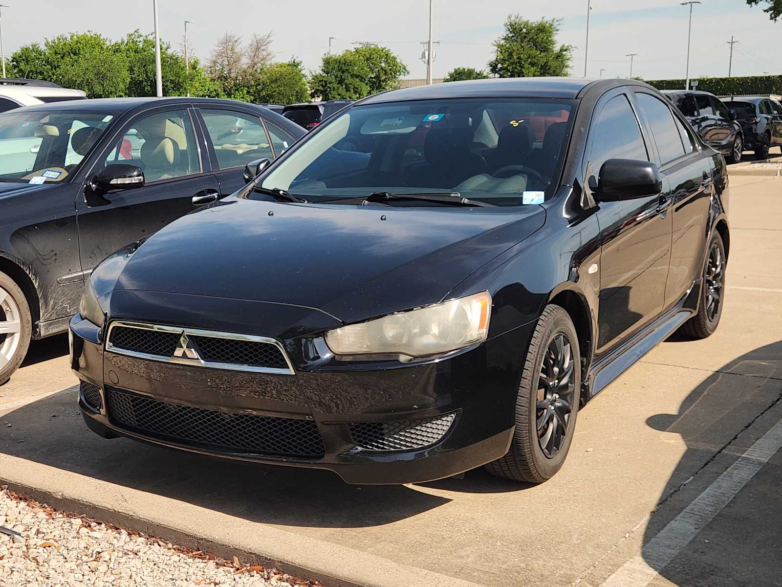 2011 Mitsubishi Lancer ES's photo