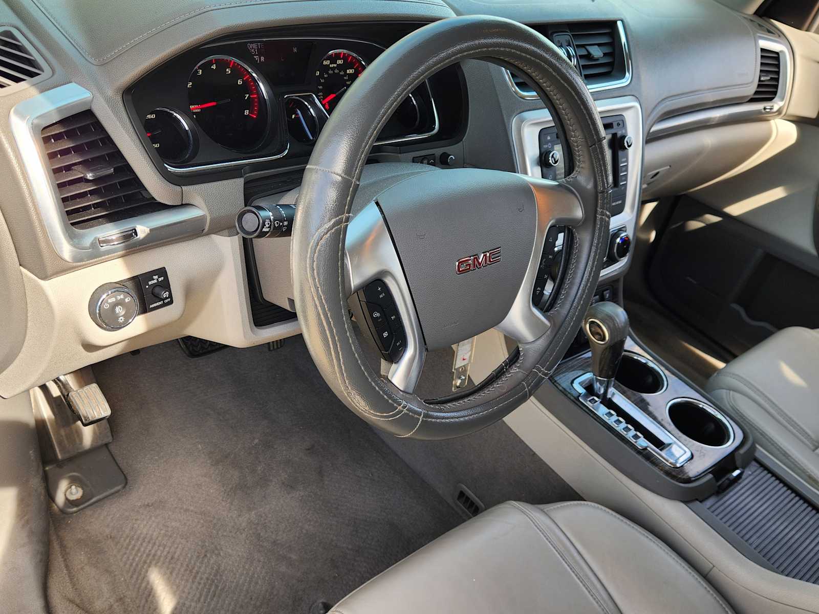 Thumbnail: 2017 GMC Acadia - 2