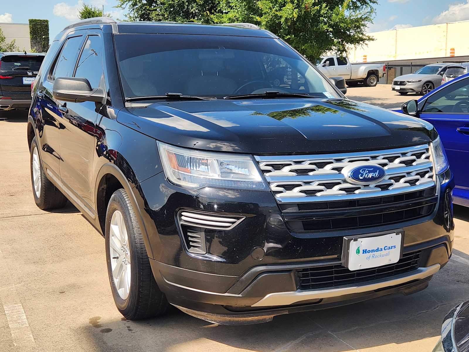 Thumbnail: 2018 Ford Explorer - 3