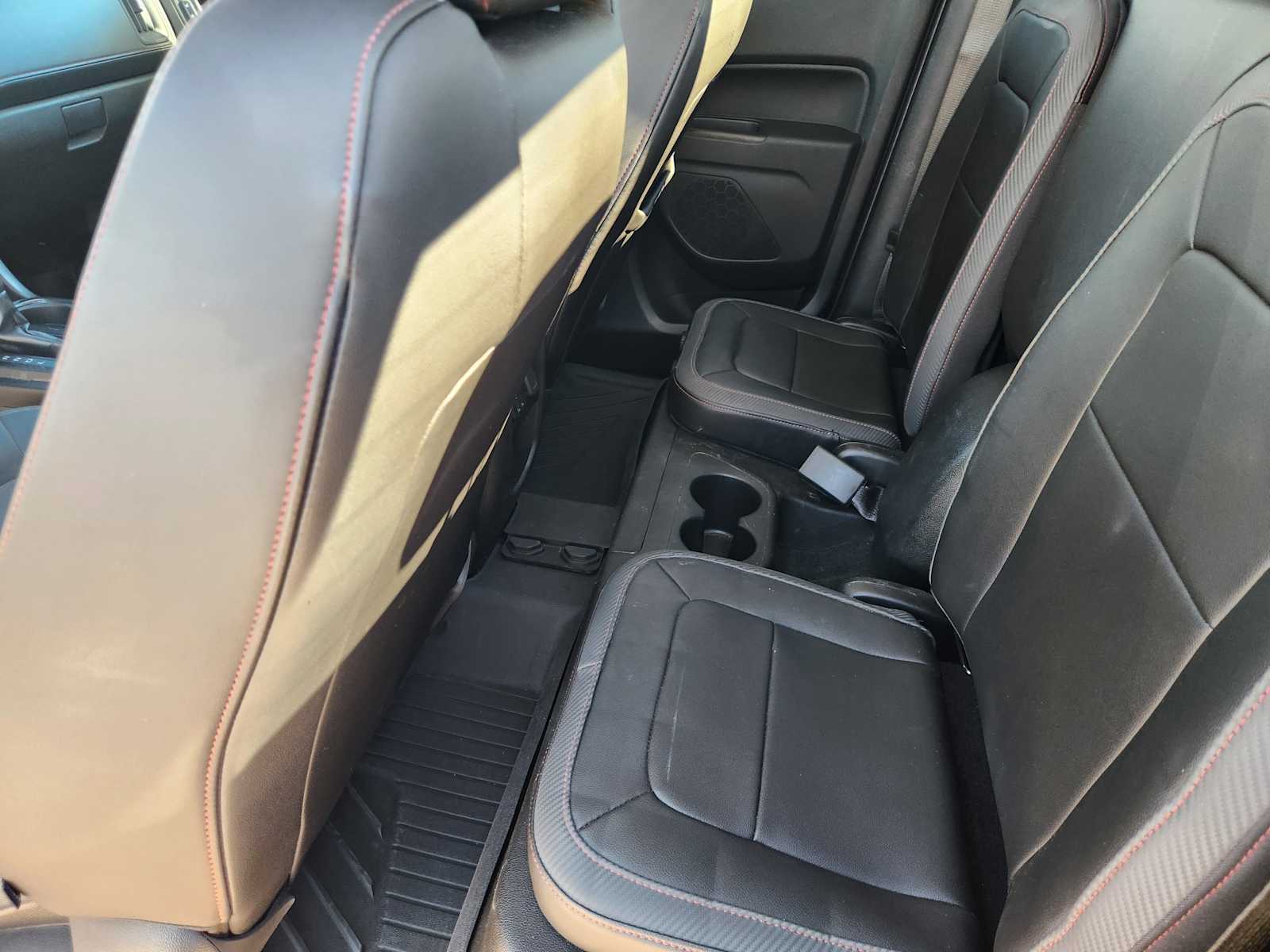 Thumbnail: 2018 GMC Canyon - 12