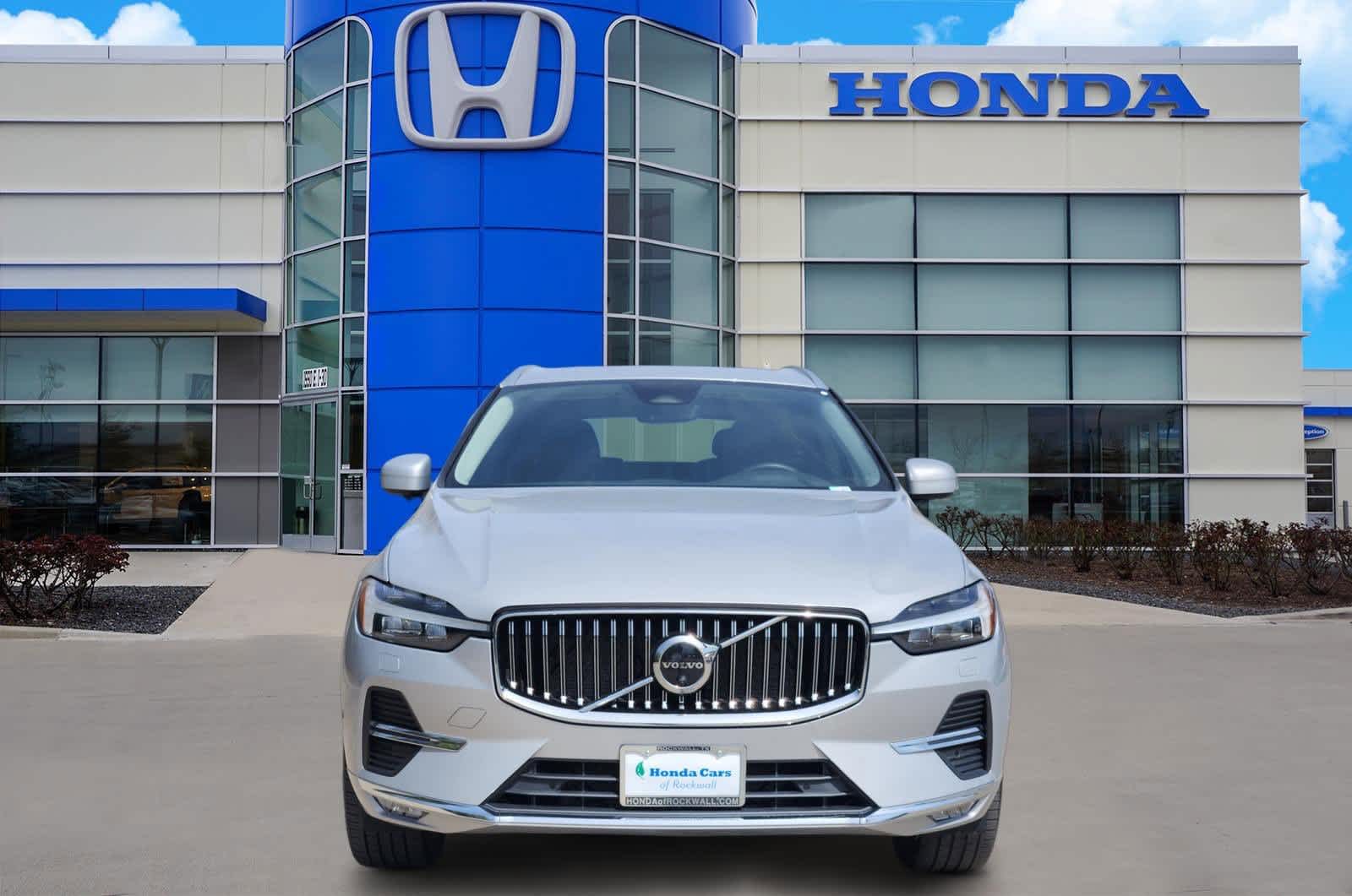 Thumbnail: 2023 Volvo XC60 - 6