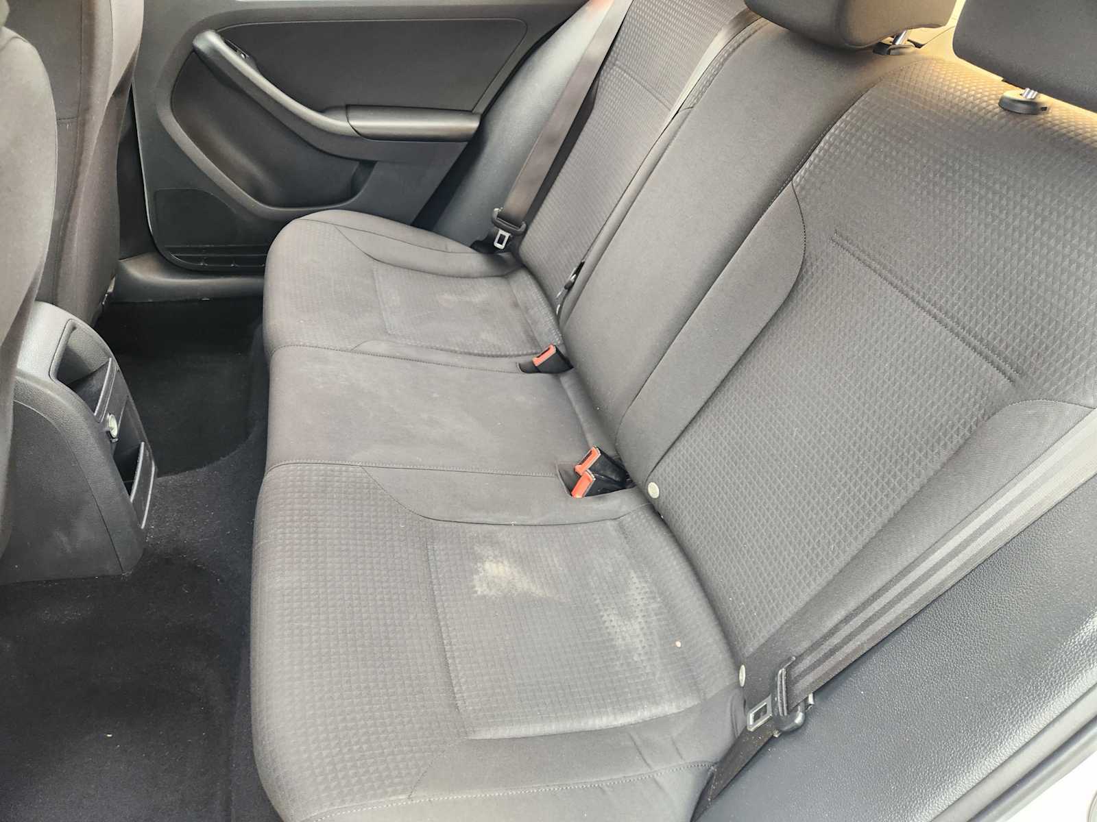 Thumbnail: 2015 Volkswagen Jetta - 13