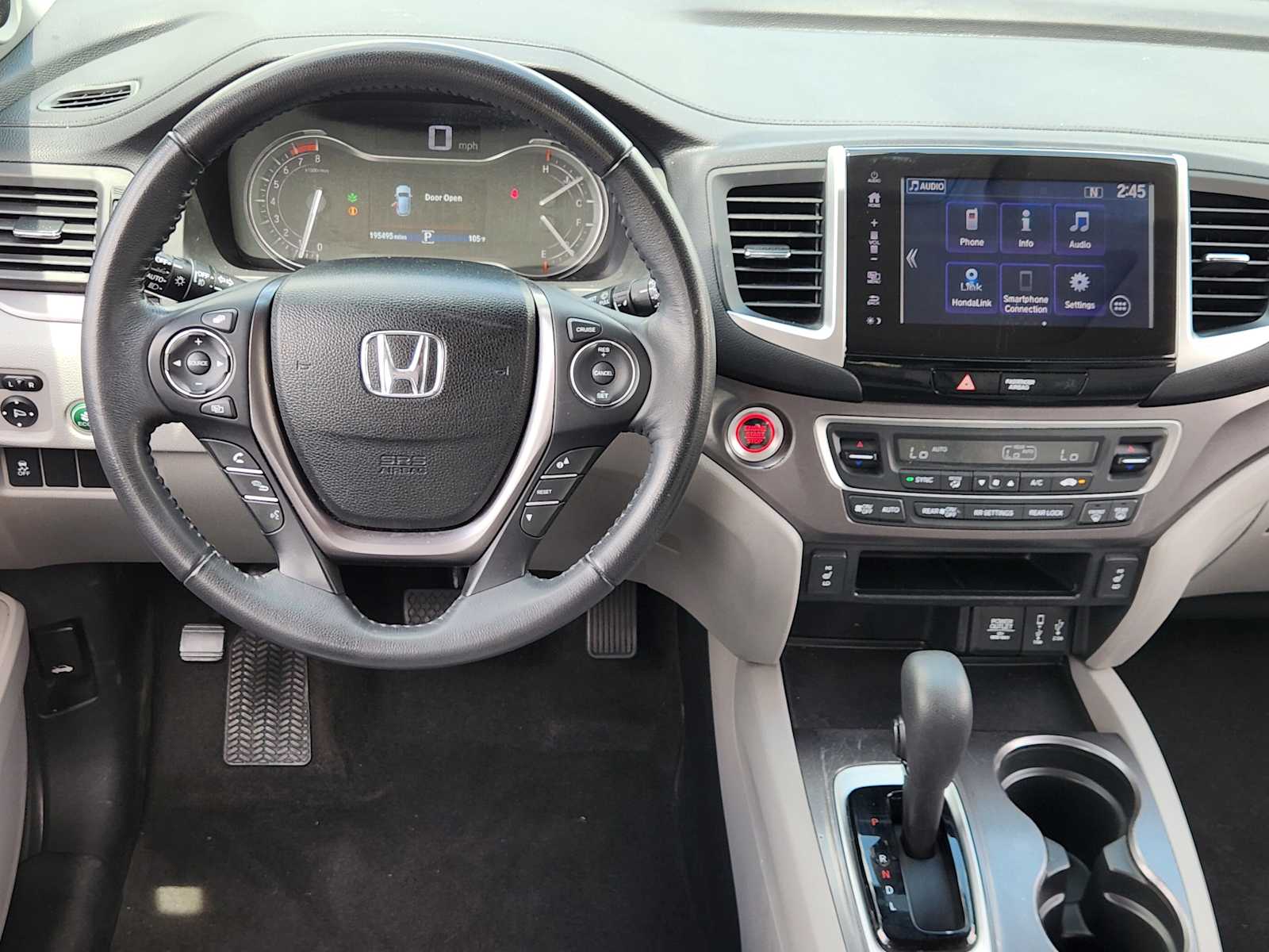 Thumbnail: 2017 Honda Pilot - 16