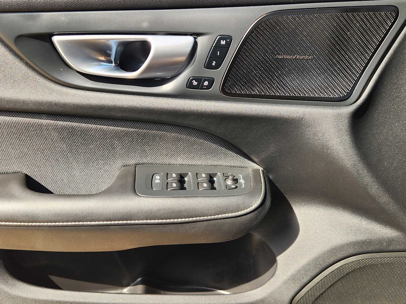 Thumbnail: 2024 Volvo S60 - 29