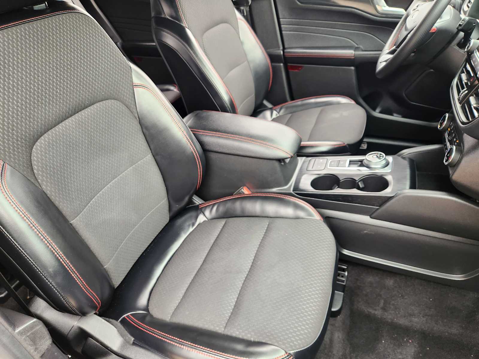 Thumbnail: 2024 Ford Escape - 14