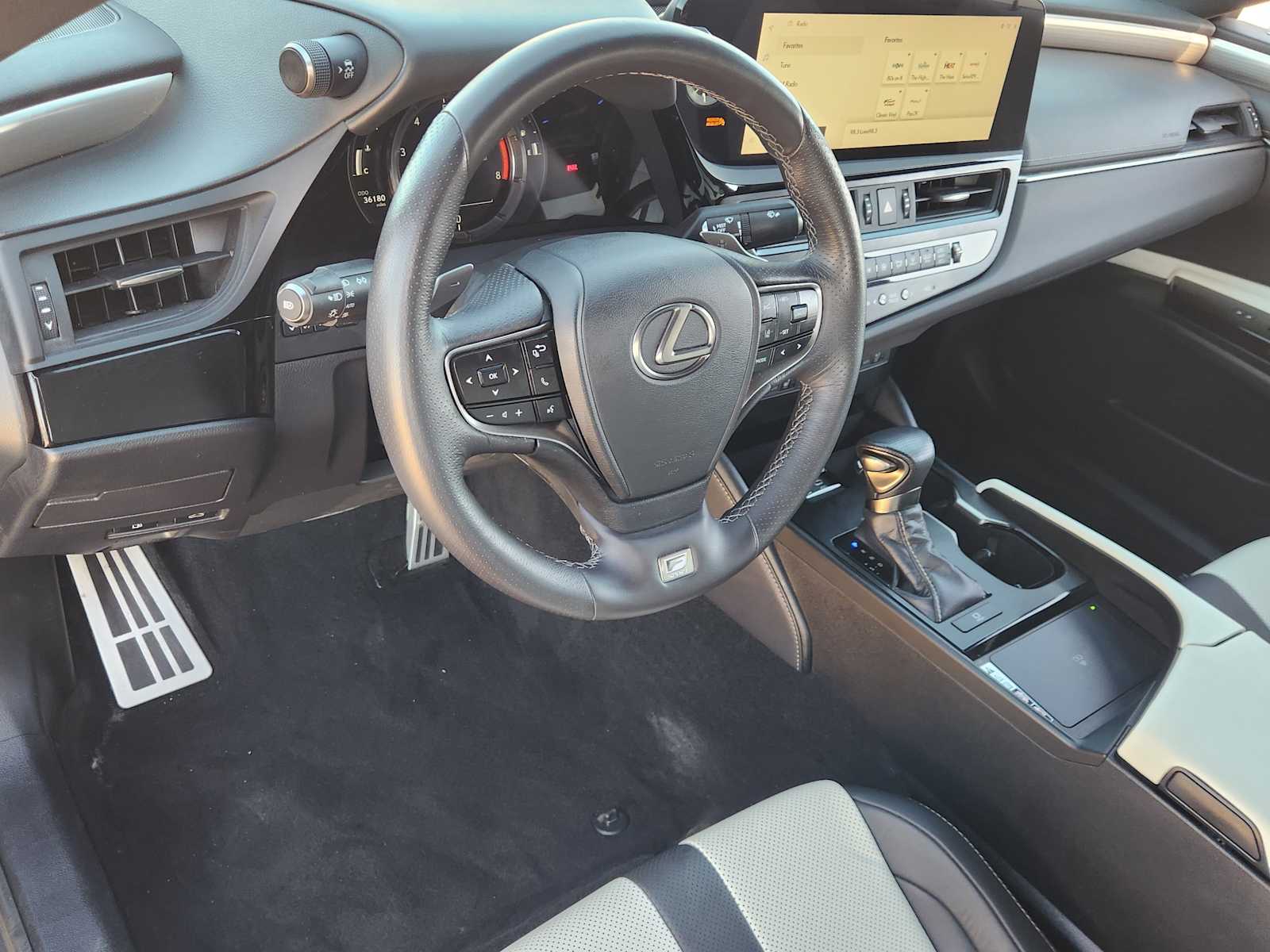 2023 Lexus ES 350 F SPORT Handling photo 2