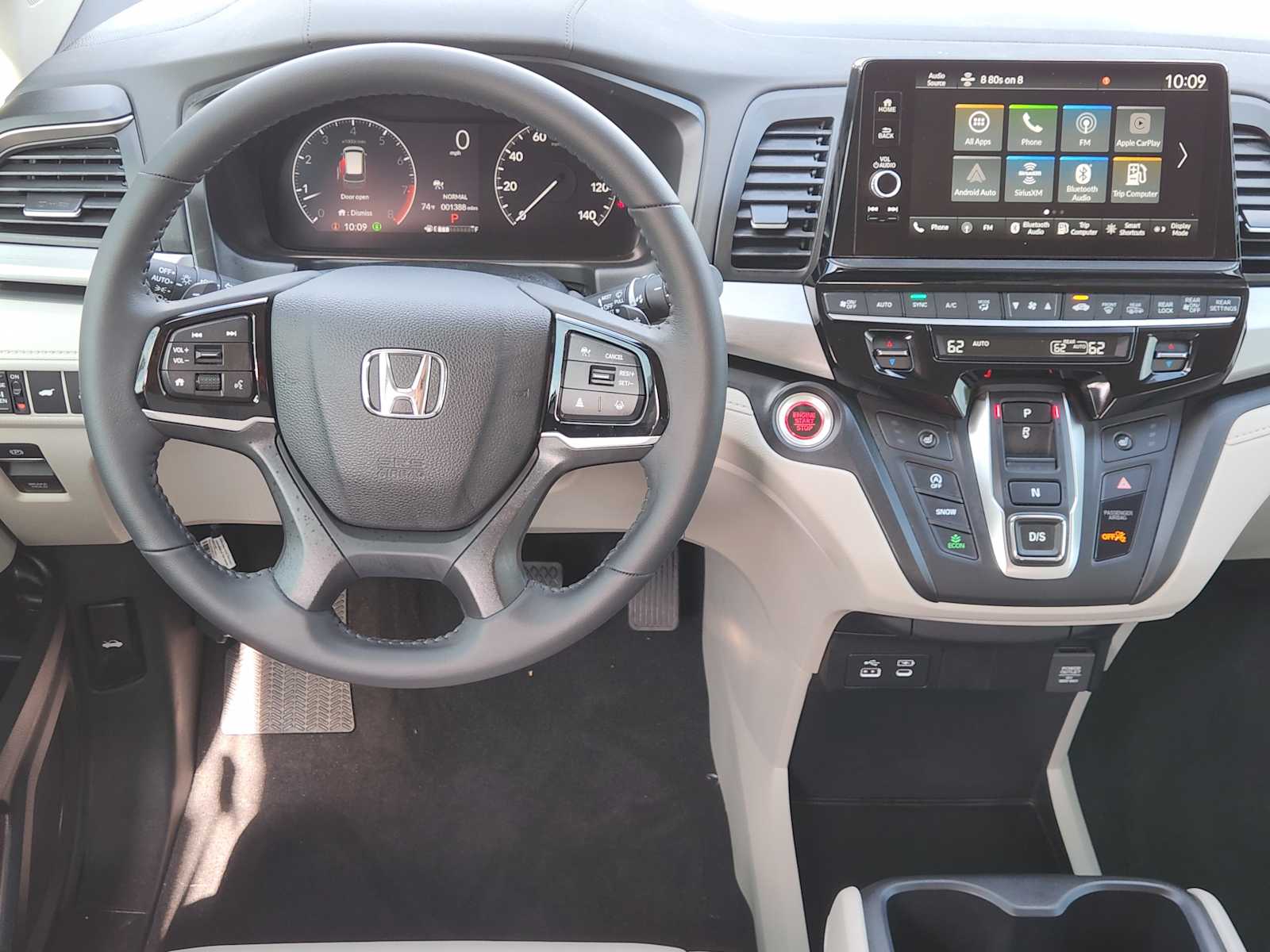 Thumbnail: 2026 Honda Odyssey - 16