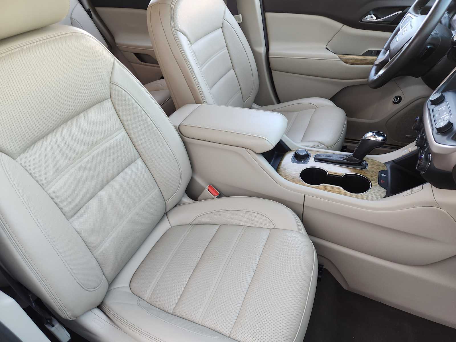 Thumbnail: 2018 GMC Acadia - 15