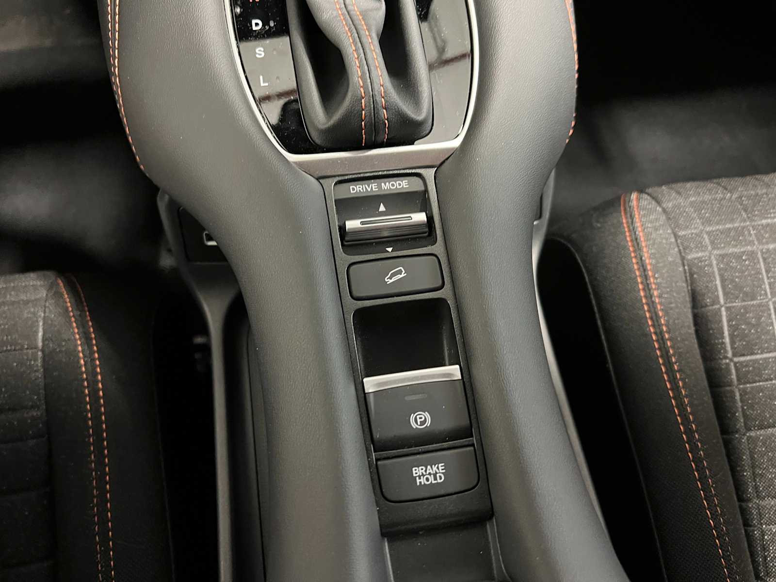 Thumbnail: 2025 Honda HR-V - 17
