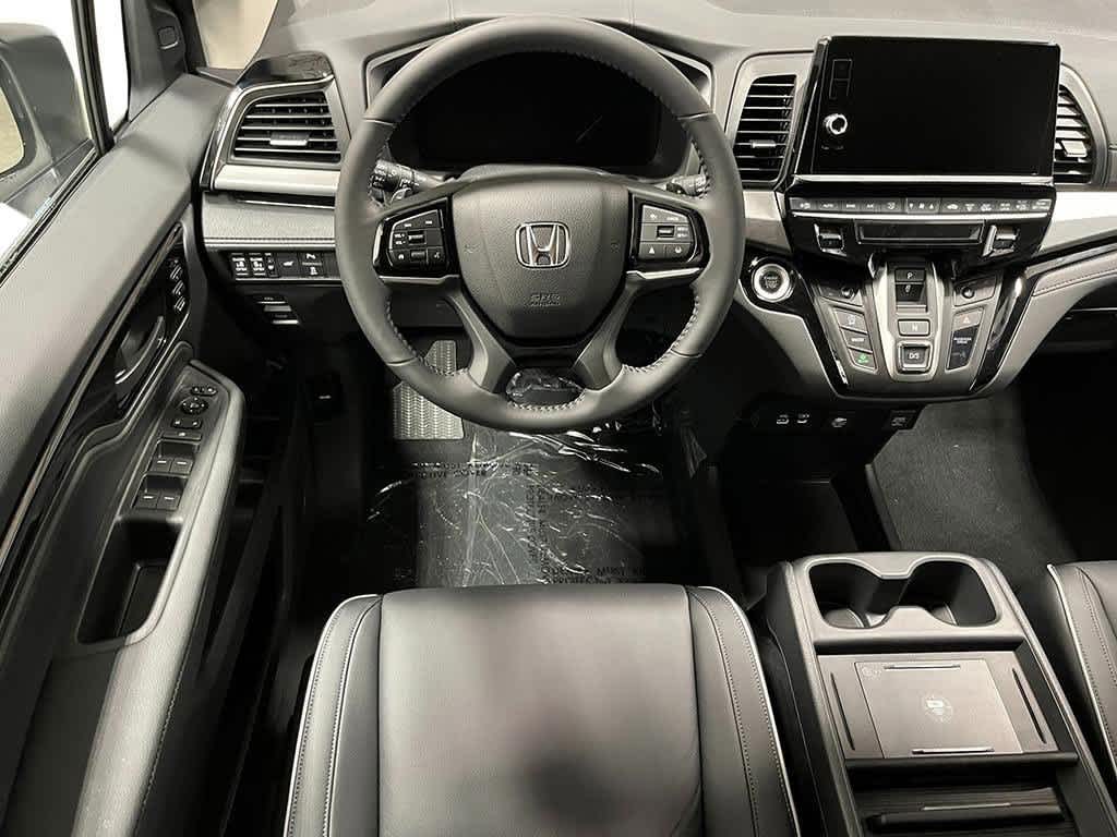Thumbnail: 2026 Honda Odyssey - 26