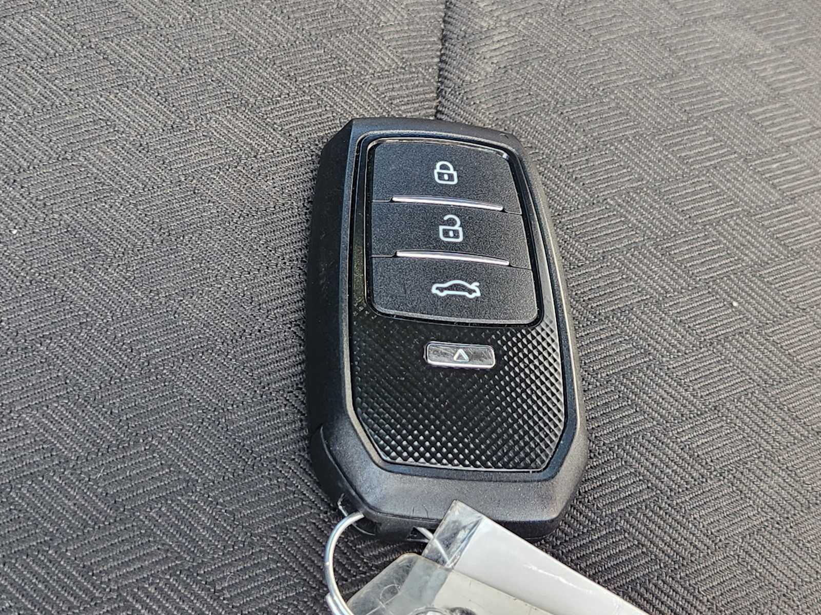 Thumbnail: 2022 Chevrolet Silverado 1500 - 20