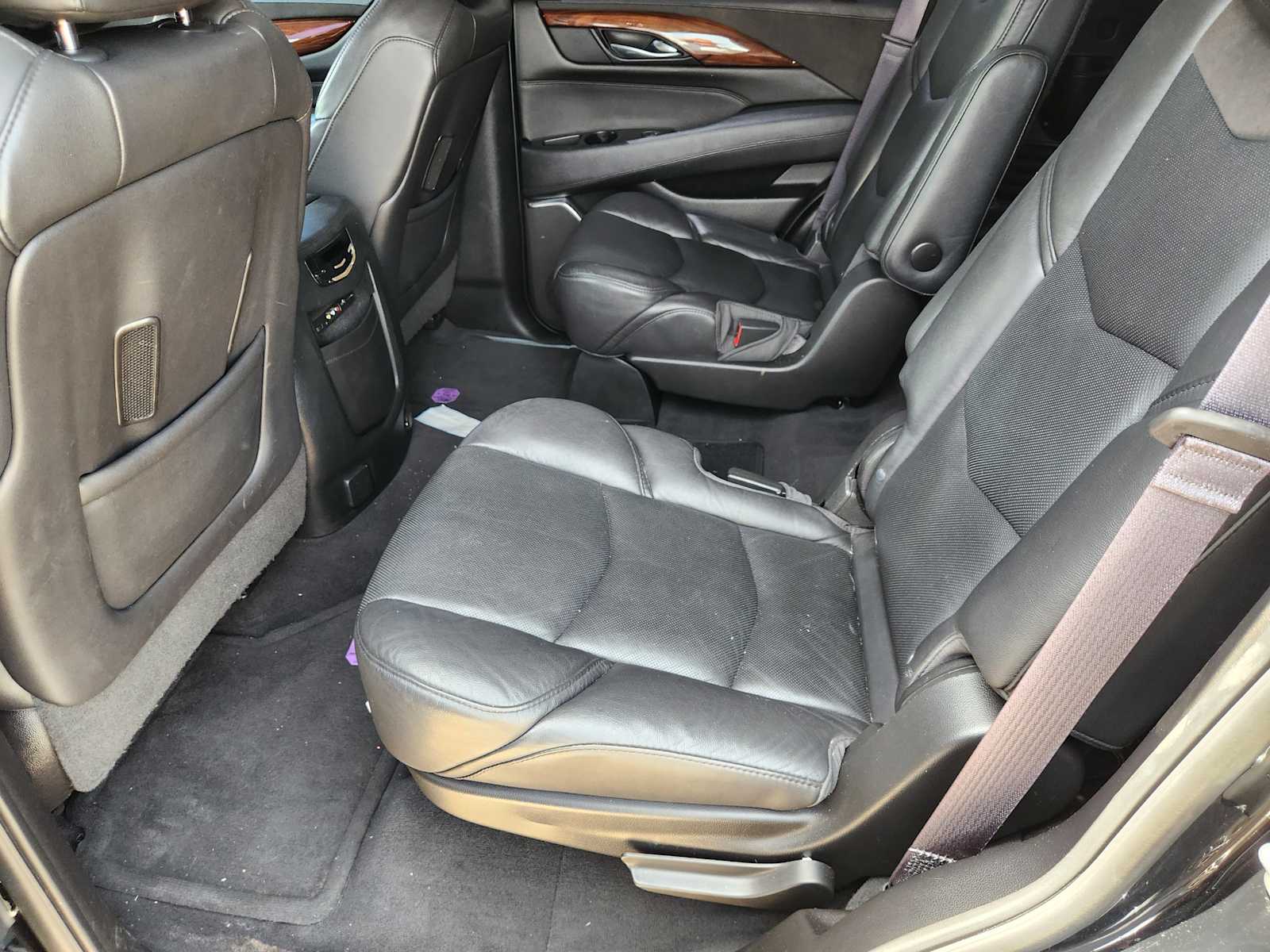 Thumbnail: 2016 Cadillac Escalade - 9