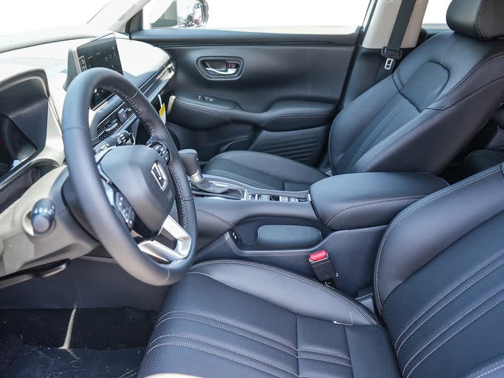 2026 Honda HR-V EX-L 9