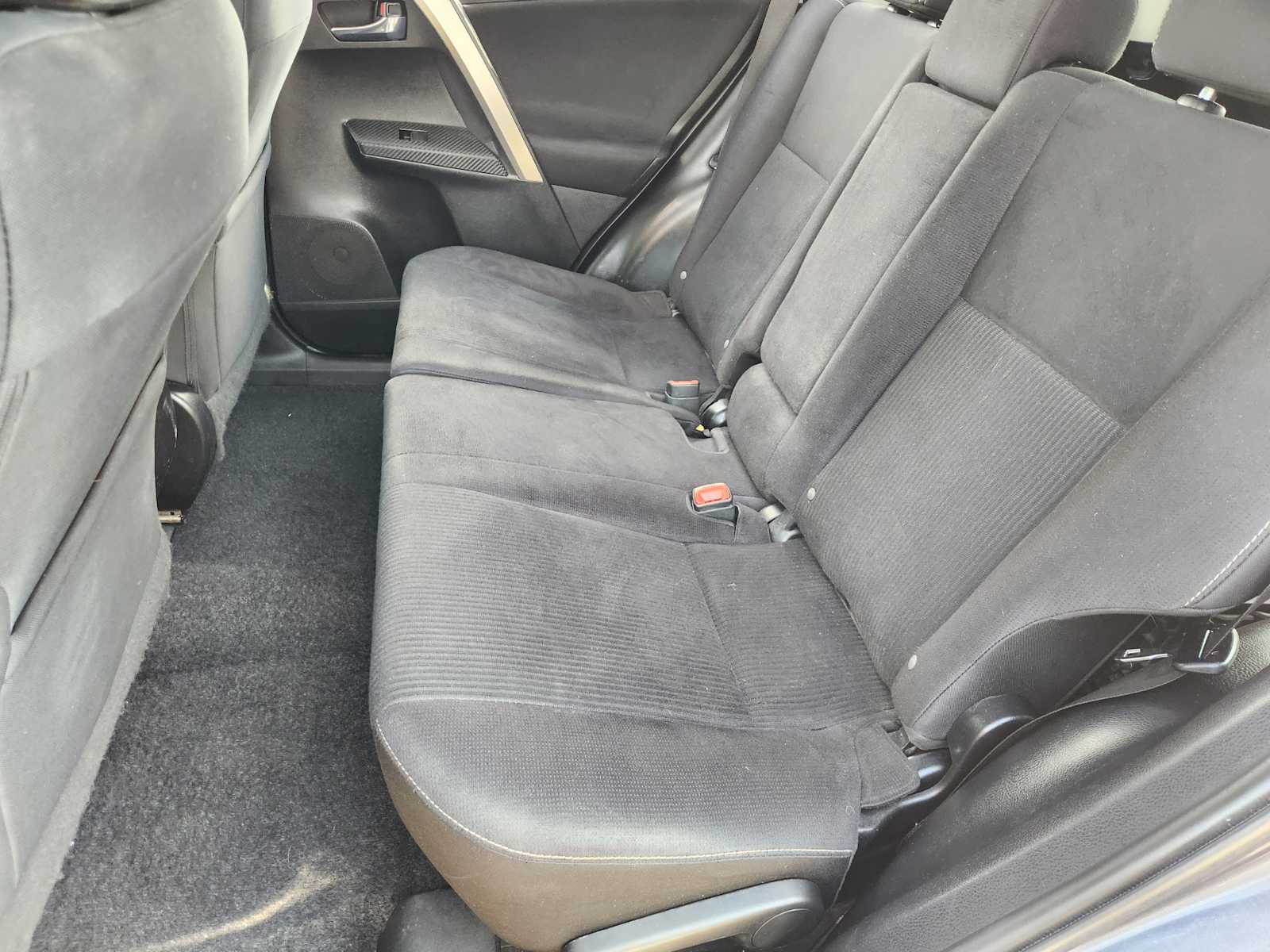 Thumbnail: 2014 Toyota RAV4 - 13