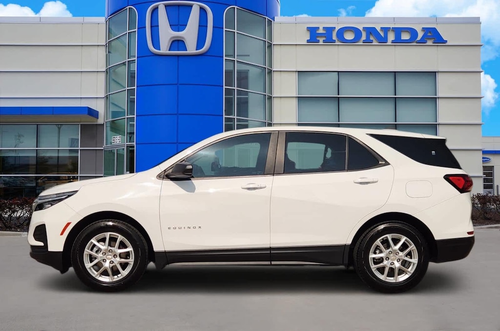 Used 2024 Chevrolet Equinox LS w/1LS SUV