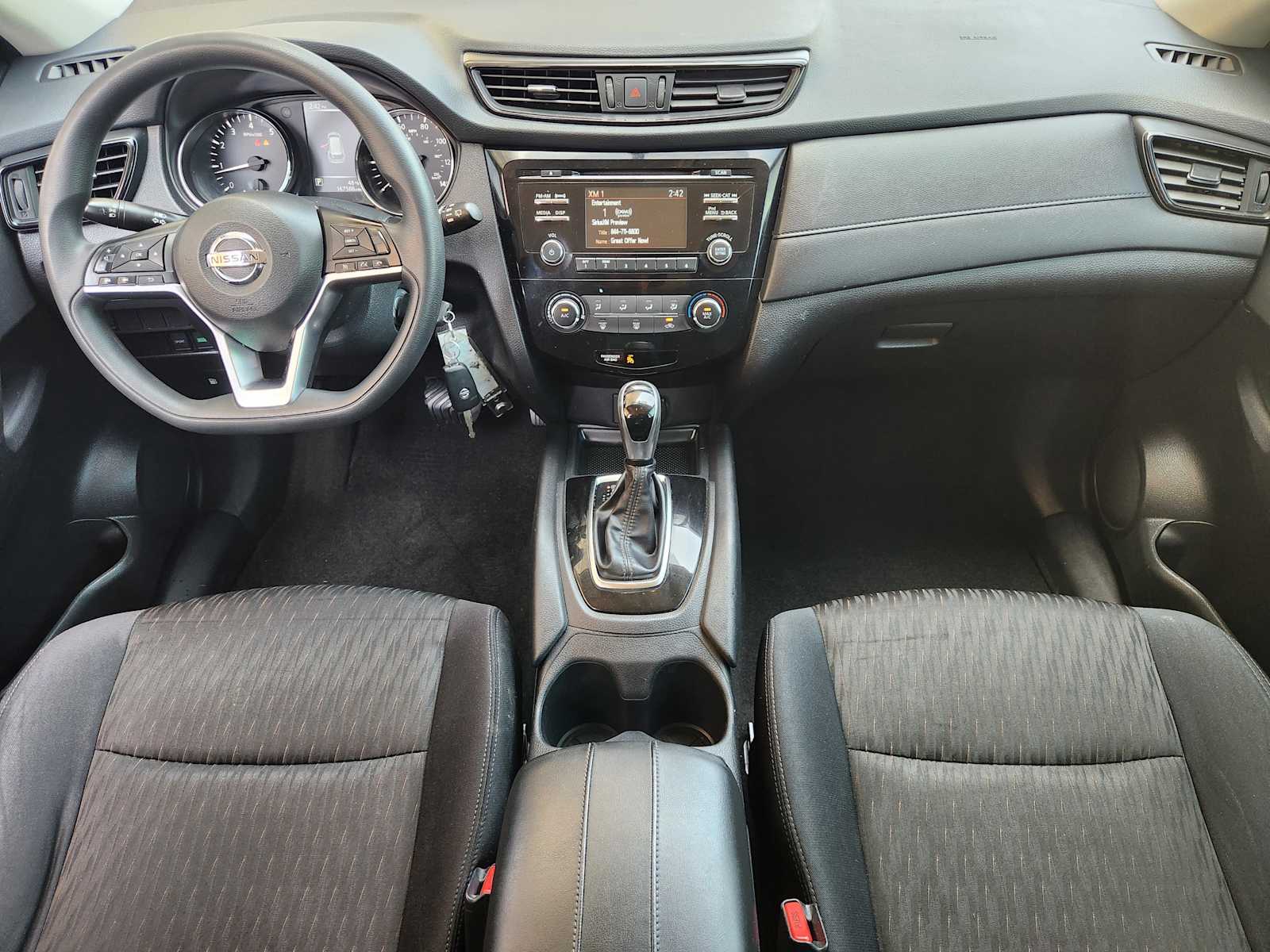 Thumbnail: 2017 Nissan Rogue - 10