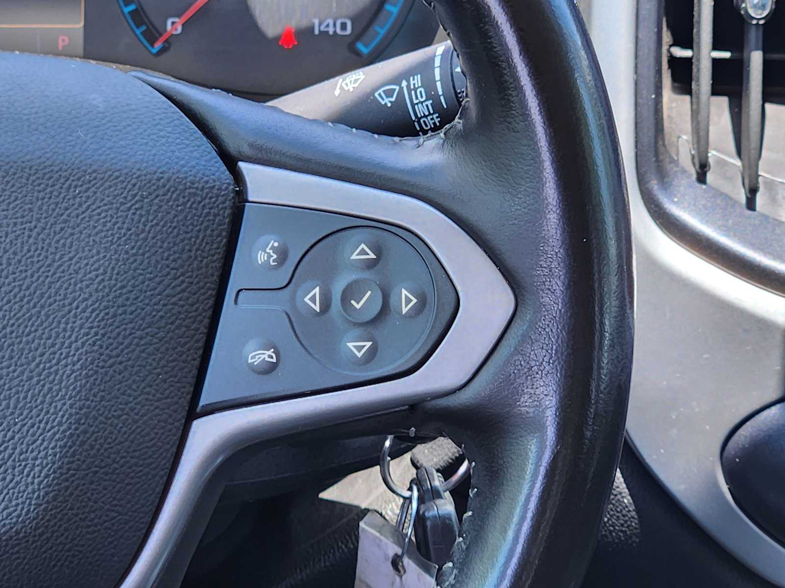 Thumbnail: 2020 Chevrolet Colorado - 32