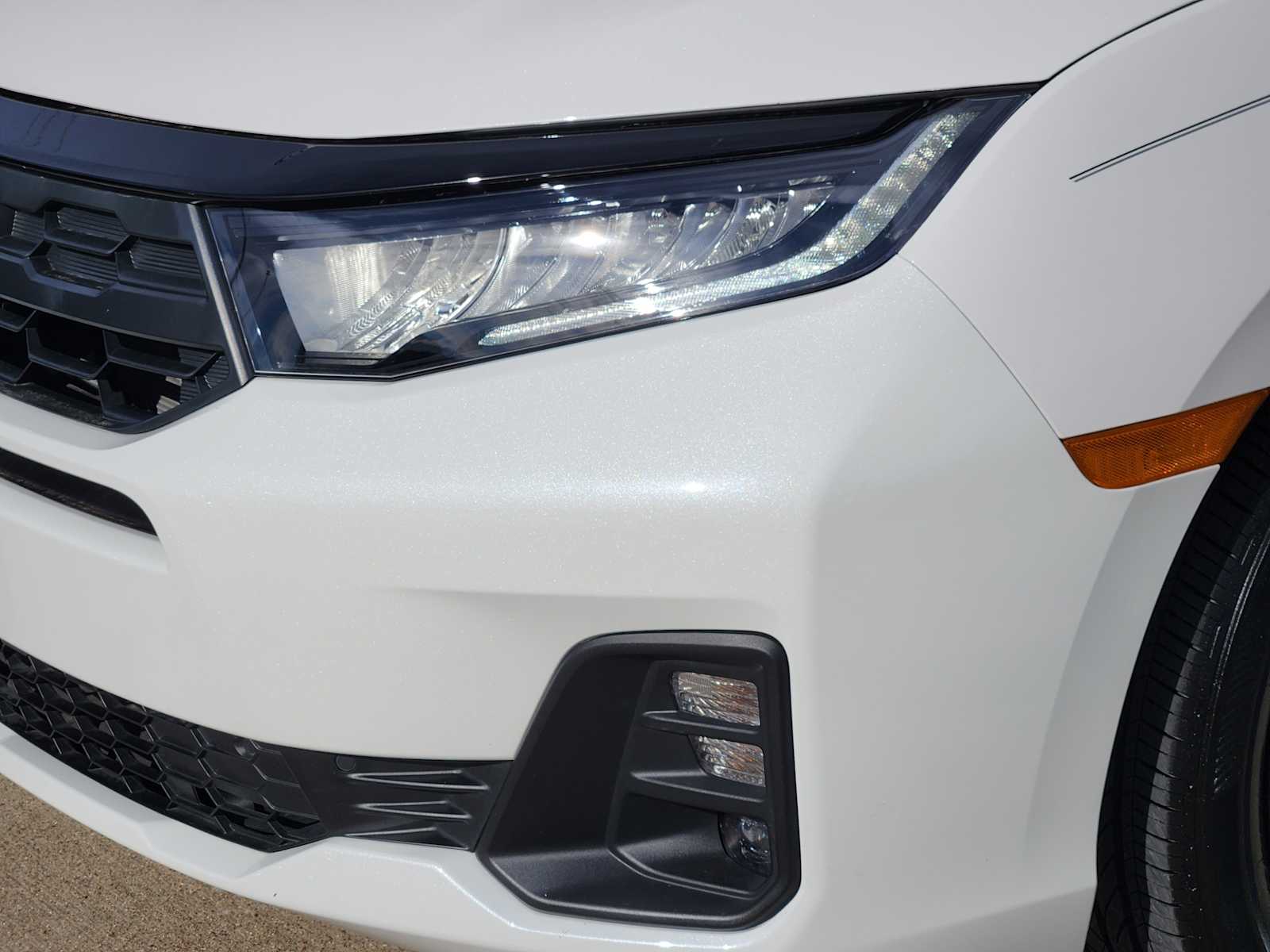 Thumbnail: 2025 Honda Odyssey - 24