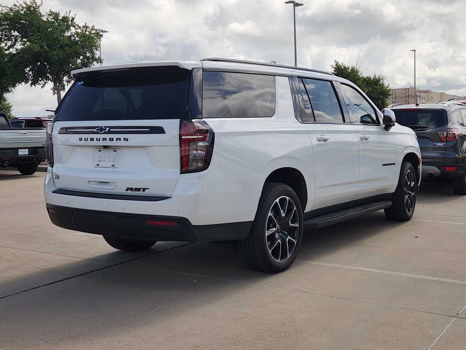 Thumbnail: 2024 Chevrolet Suburban - 4