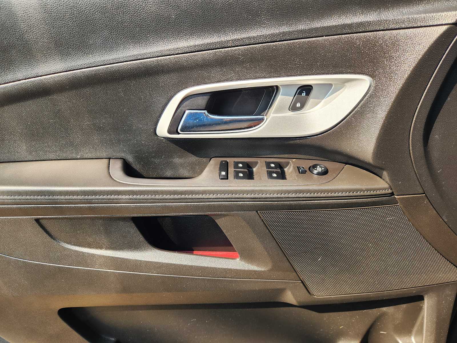 Thumbnail: 2013 Chevrolet Equinox - 27