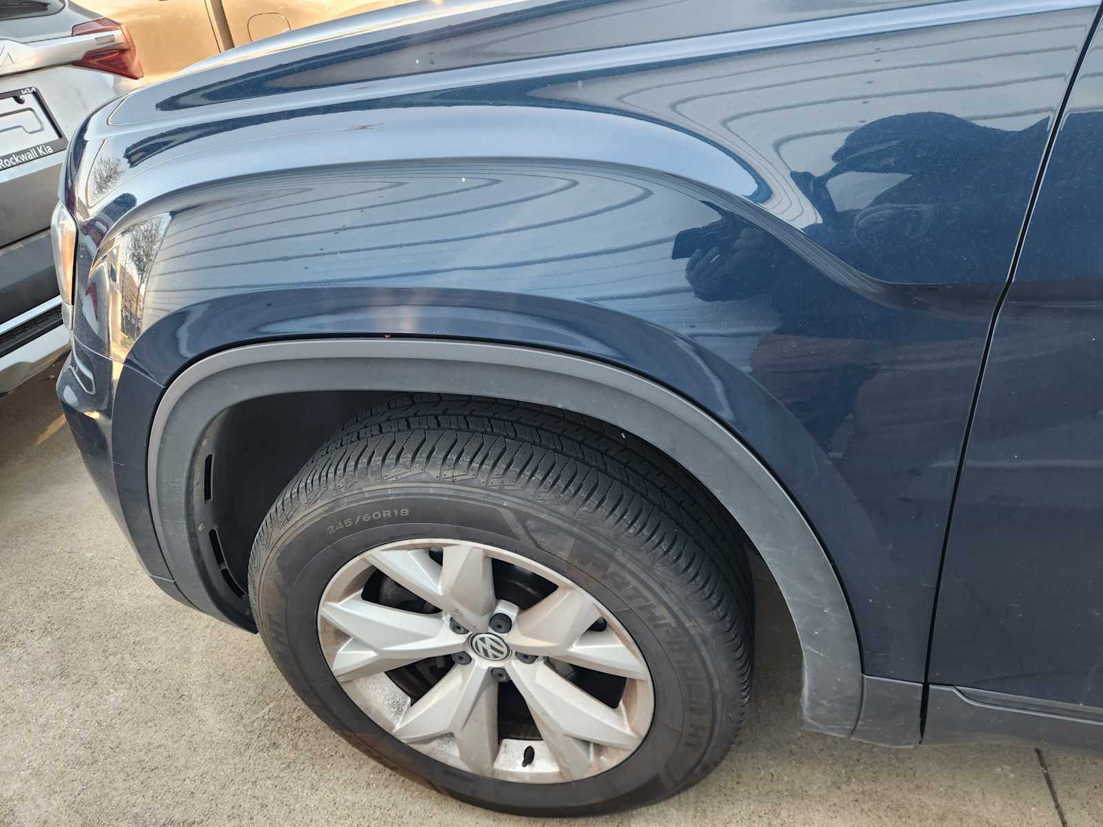 Thumbnail: 2018 Volkswagen Atlas - 9