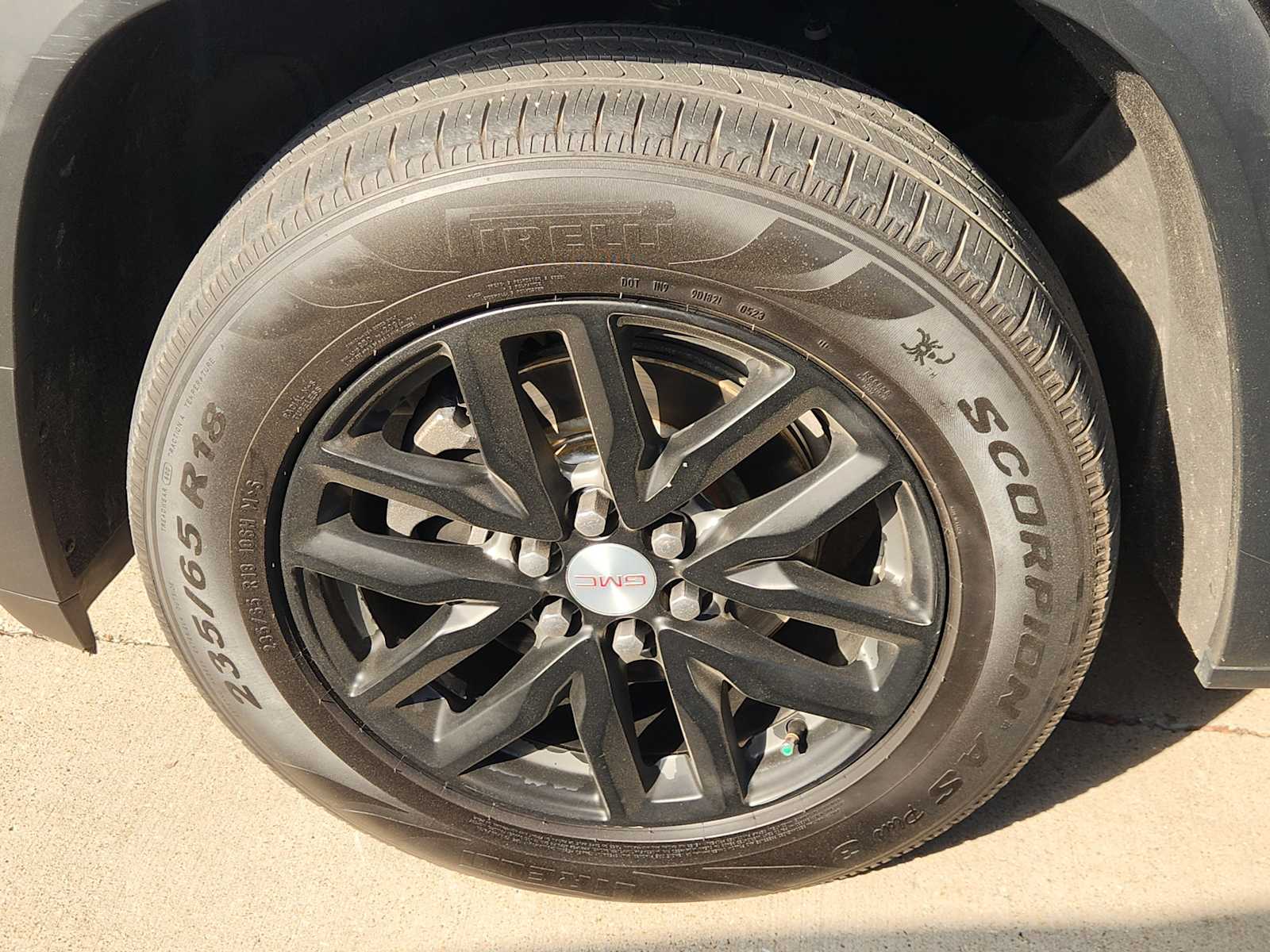 Thumbnail: 2018 GMC Acadia - 9