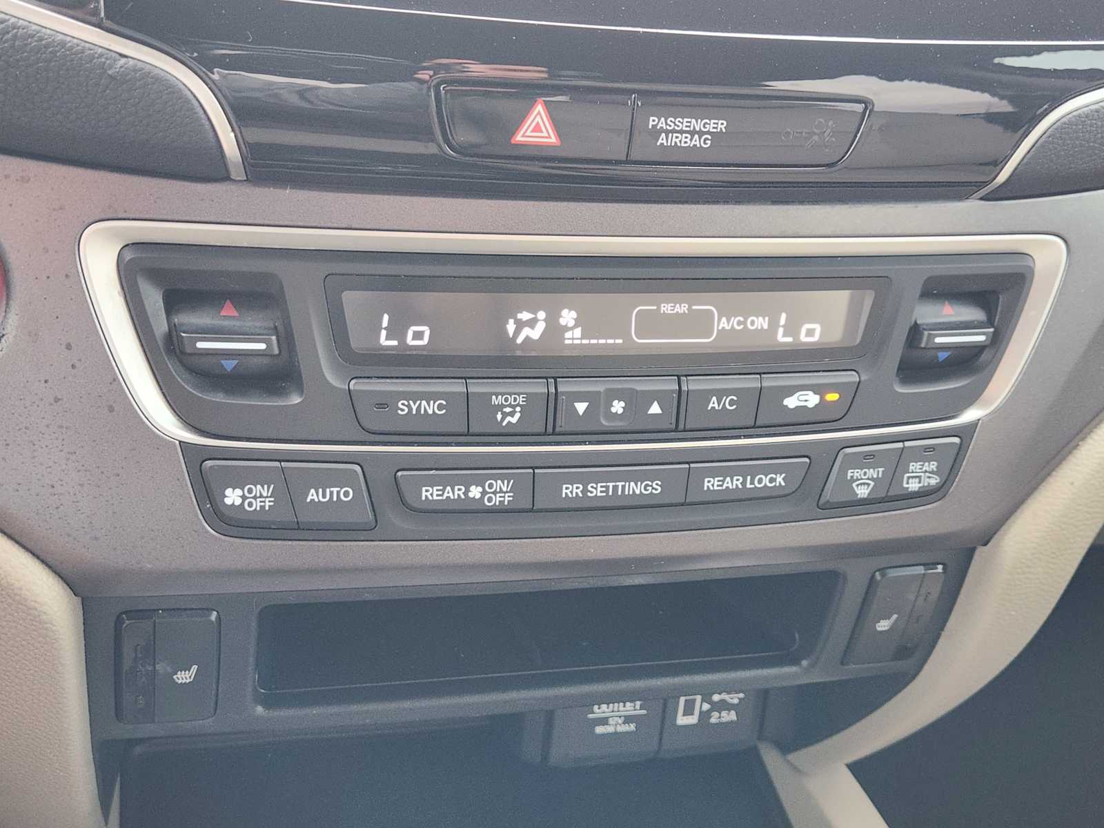 Thumbnail: 2020 Honda Pilot - 27